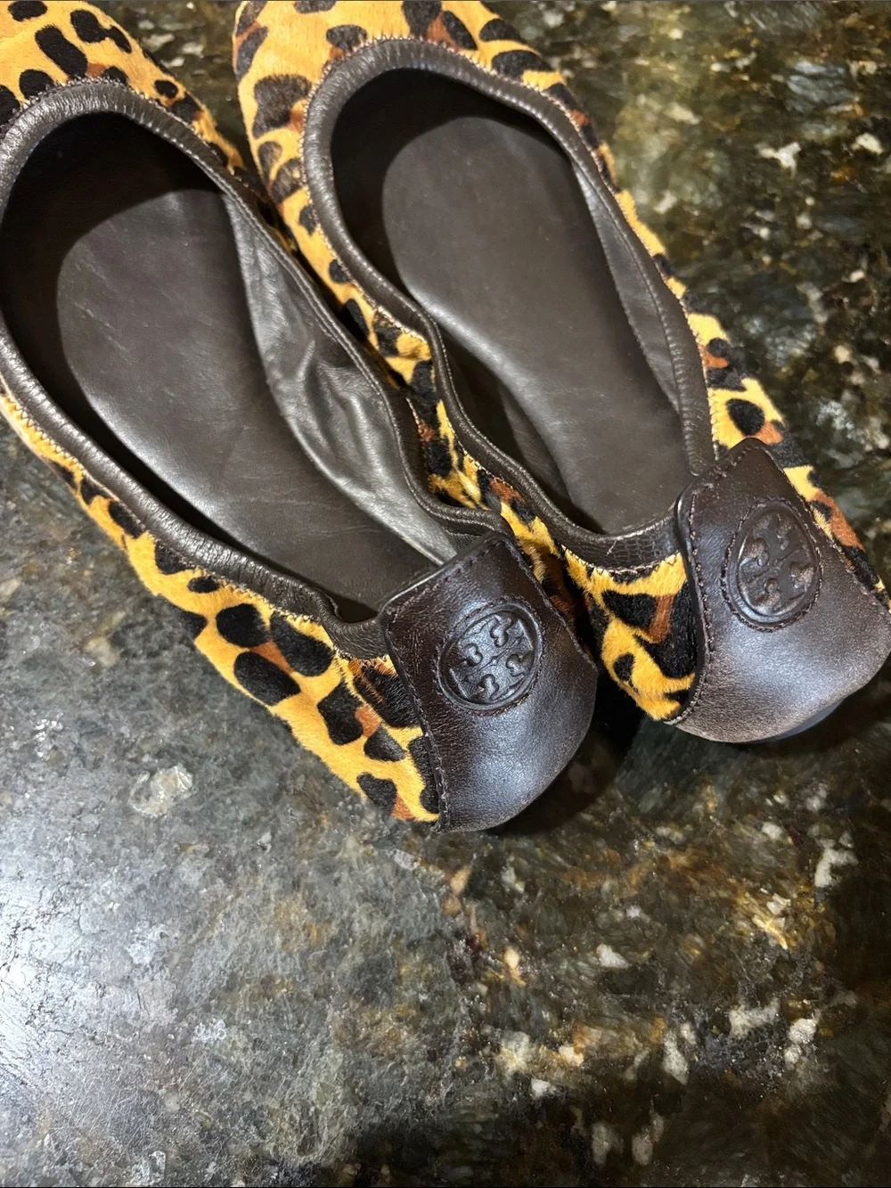 Tory Burch leather leopard ballet flats! 8